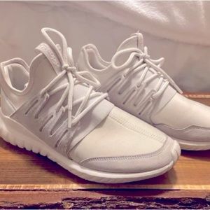 Adidas Tubular Radial tennis shoes